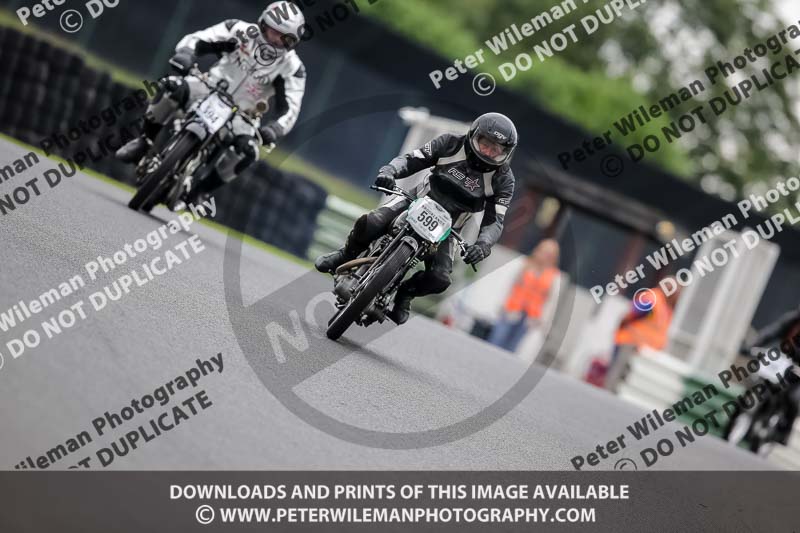 Vintage motorcycle club;eventdigitalimages;mallory park;mallory park trackday photographs;no limits trackdays;peter wileman photography;trackday digital images;trackday photos;vmcc festival 1000 bikes photographs